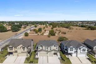 2202B Cornfield Dr, Pflugerville, TX 78660 - Photo 5