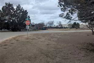 111 Rose Dr, Dripping Springs, TX 78620 - Photo 5