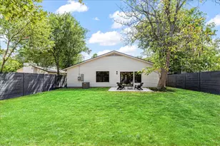 5608 Northdale Dr, Austin, TX 78723 - Photo 35