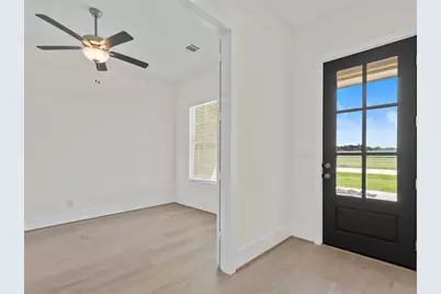 226 Hydrangea Drive, Smithville, TX 78957 - Photo 3