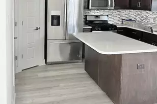 1812 Carlson Dr, Austin, TX 78741 - Photo 3