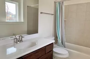 1812 Carlson Dr, Austin, TX 78741 - Photo 23