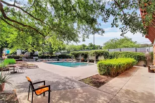 1812 Carlson Dr, Austin, TX 78741 - Photo 19
