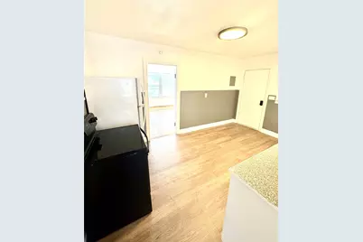 589 N Chambers Street, Giddings, TX 78942 - Photo 5