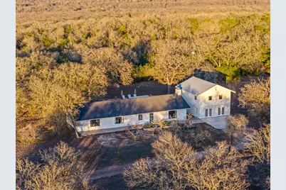 510 Thousand Oaks Drive, Cedar Creek, TX 78612 - Photo 15