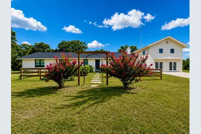 510 Thousand Oaks Drive, Cedar Creek, TX 78612 - Photo 1