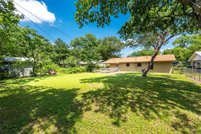 7602 Delafield Lane, Austin, TX 78752 - Photo 17