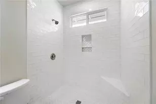 719 W 3rd St, Taylor, TX 76574 - Photo 17