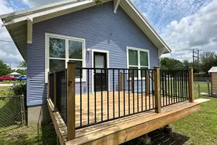 719 W 3rd St, Taylor, TX 76574 - Photo 25