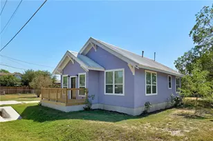 719 W 3rd St, Taylor, TX 76574 - Photo 3