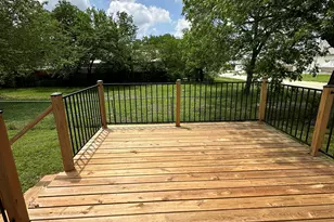 719 W 3rd St, Taylor, TX 76574 - Photo 21