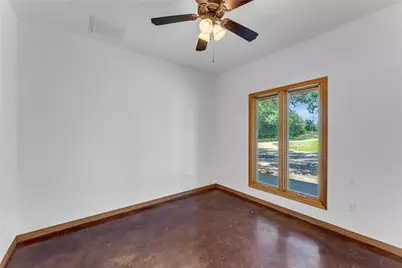 150 Pecan 2, Florence, TX 76527 - Photo 19