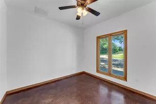 150 Pecan 2, Florence, TX 76527 - Photo 19