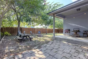 114 Creston St, Hutto, TX 78634 - Photo 27