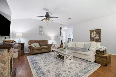 114 Creston Street, Hutto, TX 78634 - Photo 5