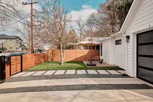 1101 1/2 Fiesta St, Austin, TX 78702 - Photo 29