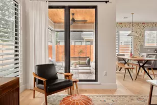 1101 1/2 Fiesta St, Austin, TX 78702 - Photo 11