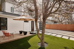 1101 1/2 Fiesta St, Austin, TX 78702 - Photo 3