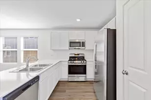 210 Chapel Beck Dr, Kyle, TX 78640 - Photo 5