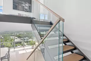 300 Bowie St, Austin, TX 78703 - Photo 11