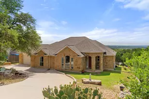 906 Daviot Dr, Spicewood, TX 78669 - Photo 1
