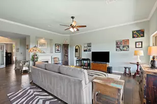 906 Daviot Dr, Spicewood, TX 78669 - Photo 7