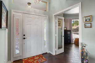 906 Daviot Dr, Spicewood, TX 78669 - Photo 9