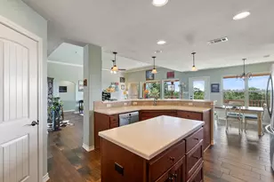 906 Daviot Dr, Spicewood, TX 78669 - Photo 21