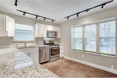 6009 Avery Island, Austin, TX 78727 - Photo 9