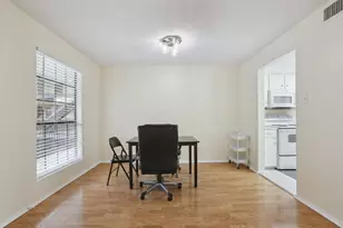 2401 Leon St, Austin, TX 78705 - Photo 11