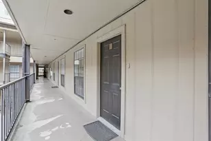 2401 Leon St, Austin, TX 78705 - Photo 27