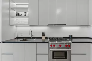 610 Davis St, Austin, TX 78701 - Photo 5