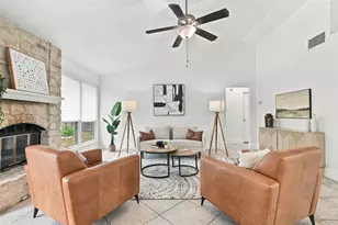 8817 Black Oak St, Austin, TX 78729 - Photo 9