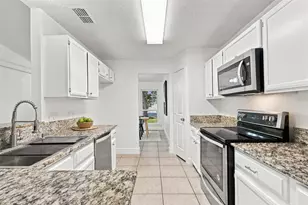 8817 Black Oak St, Austin, TX 78729 - Photo 15