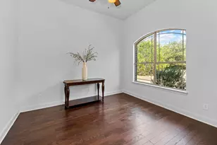 833 Pinnacle Pkwy, New Braunfels, TX 78132 - Photo 5