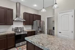 212 Knights Row Row, Cottonwood Shores, TX 78657 - Photo 11