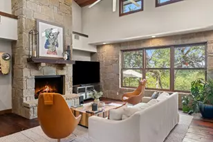 10598 Davy Crockett Dr, Austin, TX 78737 - Photo 9