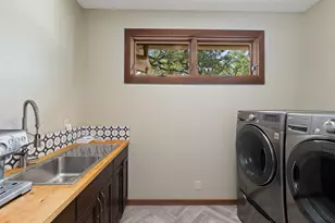 10598 Davy Crockett Dr, Austin, TX 78737 - Photo 25