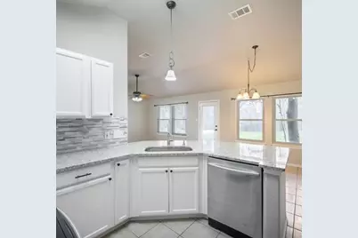 108 Halawa Court, Bastrop, TX 78602 - Photo 9