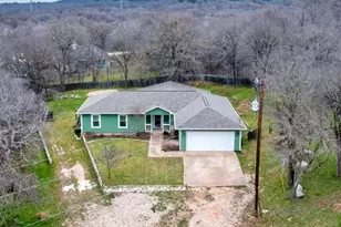 108 Halawa Ct, Bastrop, TX 78602 - Photo 3