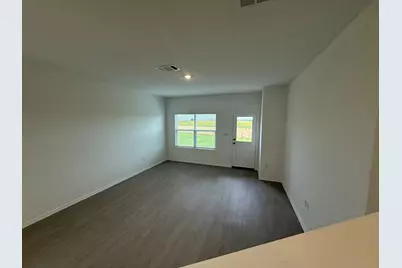 109 Imola Street, Hutto, TX 78634 - Photo 9
