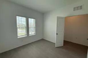 109 Imola St, Hutto, TX 78634 - Photo 21