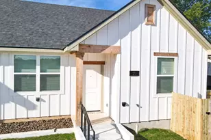 603 N Echols Street Unit #A and B, Caldwell, TX 77836 - Photo 3