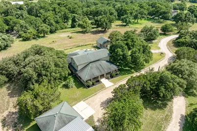 480 Mustang Mesa, Liberty Hill, TX 78642 - Photo 17