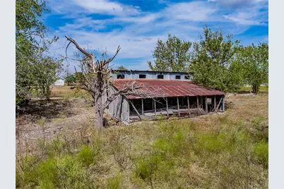 5915 Guettermann Ehler Road, Muldoon, TX 78949 - Photo 25