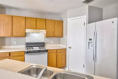 1703 Verbena Way, Round Rock, TX 78664 - Photo 9