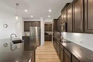 7207 Wink Wy, Austin, TX 78744 - Photo 7