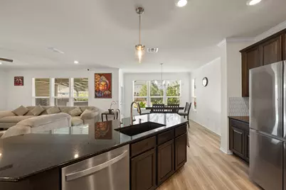 7207 Wink Way, Austin, TX 78744 - Photo 9