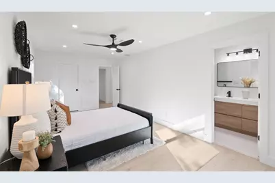 7729 Croftwood Drive, Austin, TX 78749 - Photo 19