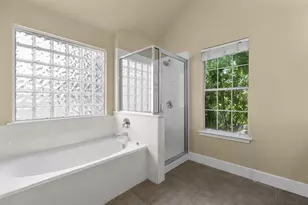 10128 Channel Island Dr, Austin, TX 78747 - Photo 19